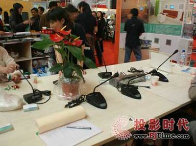 萬科電子多款產品亮相煙臺普教展，助力現代化教育建設